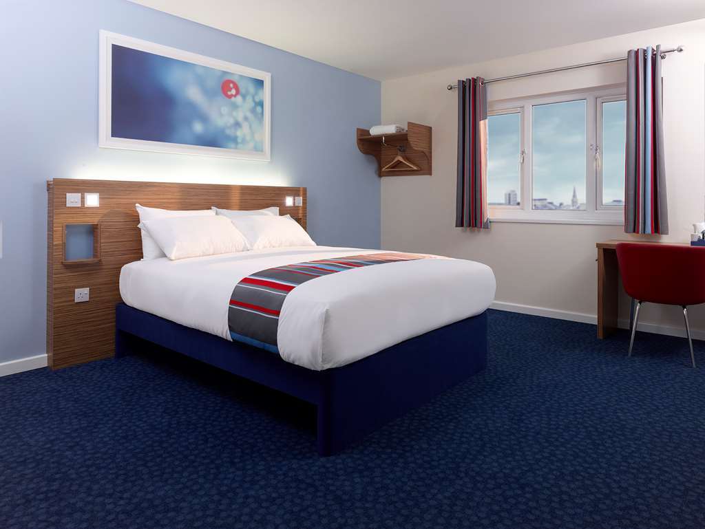 Travelodge Ледърхед Стая снимка