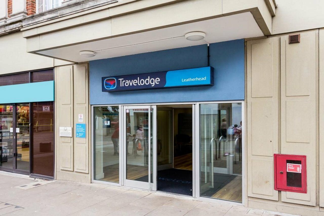 Travelodge Ледърхед Екстериор снимка