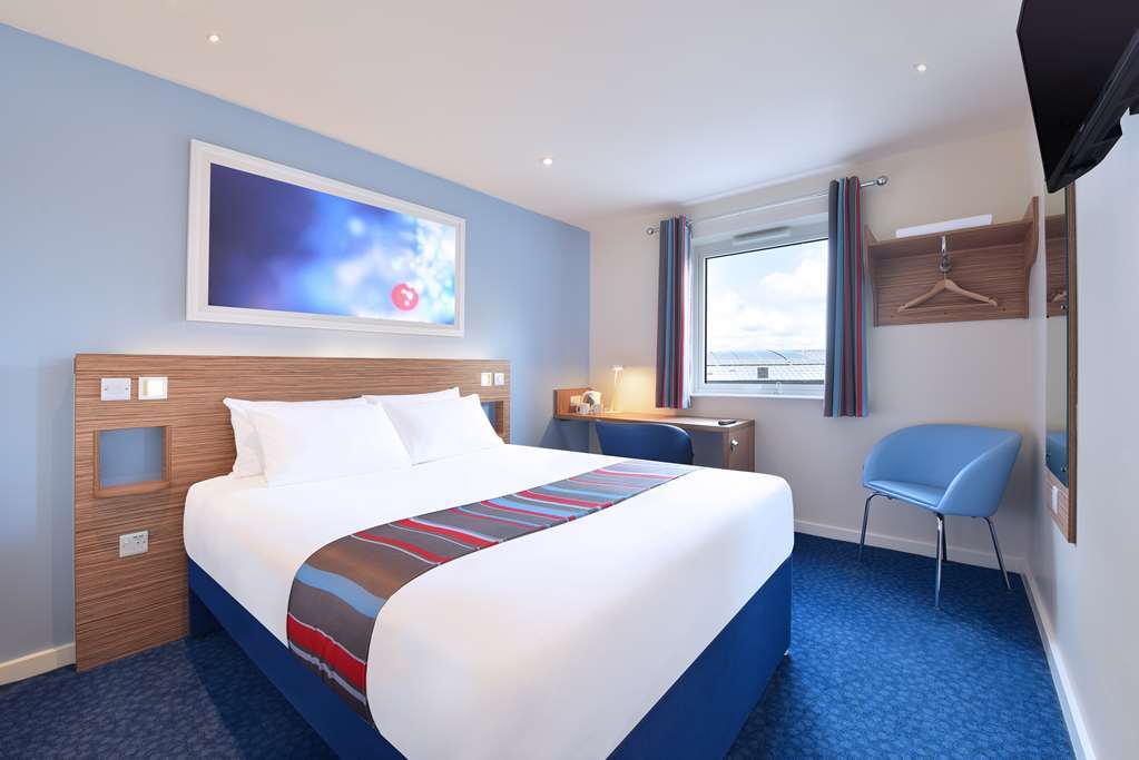 Travelodge Ледърхед Стая снимка